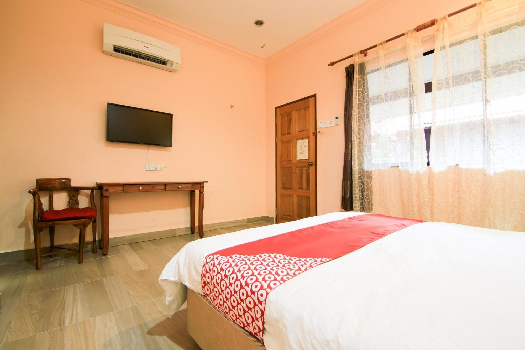Ombak Inn Chalet Кампунг Телук Нипа Екстериор снимка