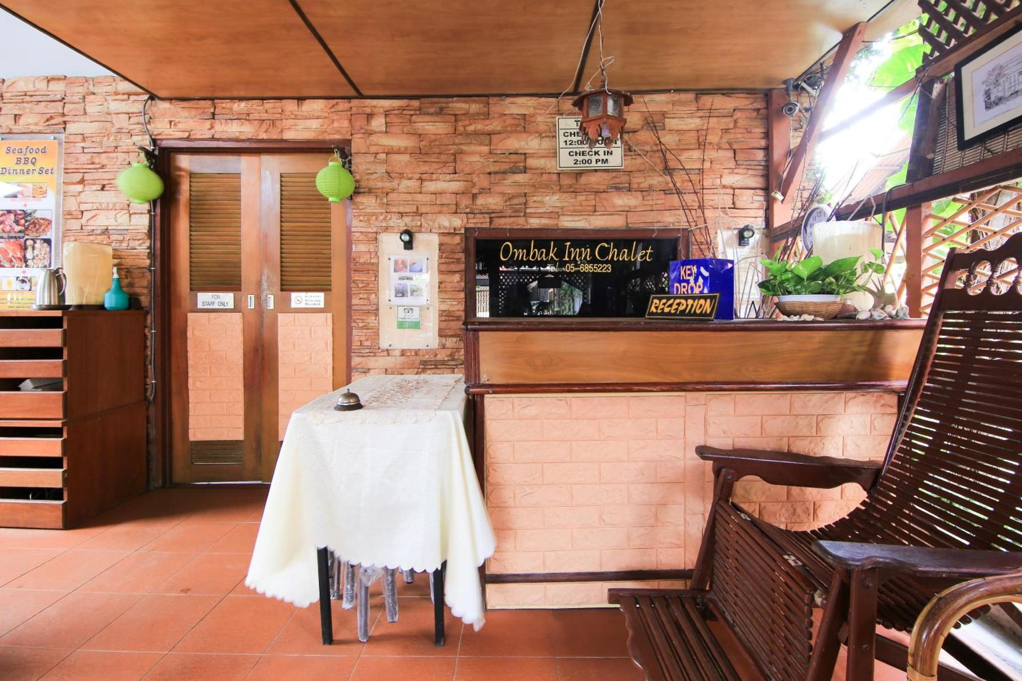 Ombak Inn Chalet Кампунг Телук Нипа Екстериор снимка